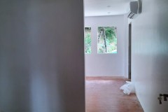 right side alley