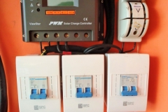 solar power breakers