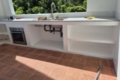 concrete-kitchen-counter-before-the-epoxy-flooring