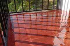 glass-floor-starts-at-the-main-door