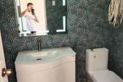 hanging-wash-basin-with-lighted-mirror