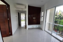 elegant-media-center-at-the-second-floor
