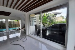 full-glass-wall-at-second-parking-mactan-tropics