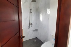 full-tiled-bathrooms