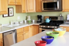 kitchen wooden accent with metalic microwave