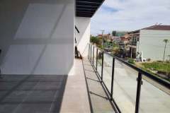 second-floor-side-view-by-the-railings