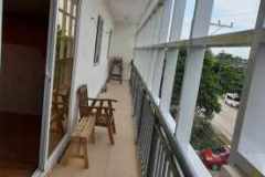 second-floor-alleyway-to-the-rental-rooms